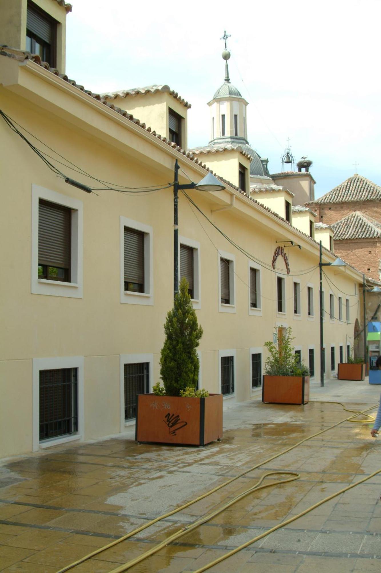 Hostal El Arco Mejorada Del Campo Exterior photo